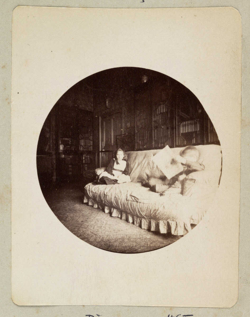 Illustration for article titled 14 Amateur Photos Taken With the Very First Consumer Camera
